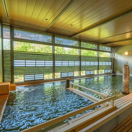 Отель Jozankei Onsen Yurakusoan Саппоро Экстерьер фото