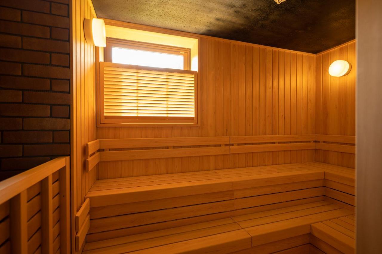 Отель Jozankei Onsen Yurakusoan Саппоро Экстерьер фото