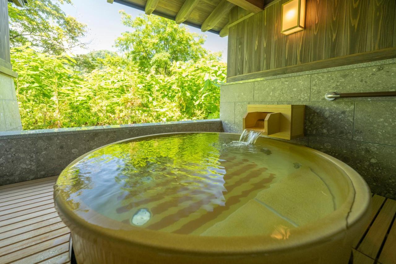 Отель Jozankei Onsen Yurakusoan Саппоро Экстерьер фото