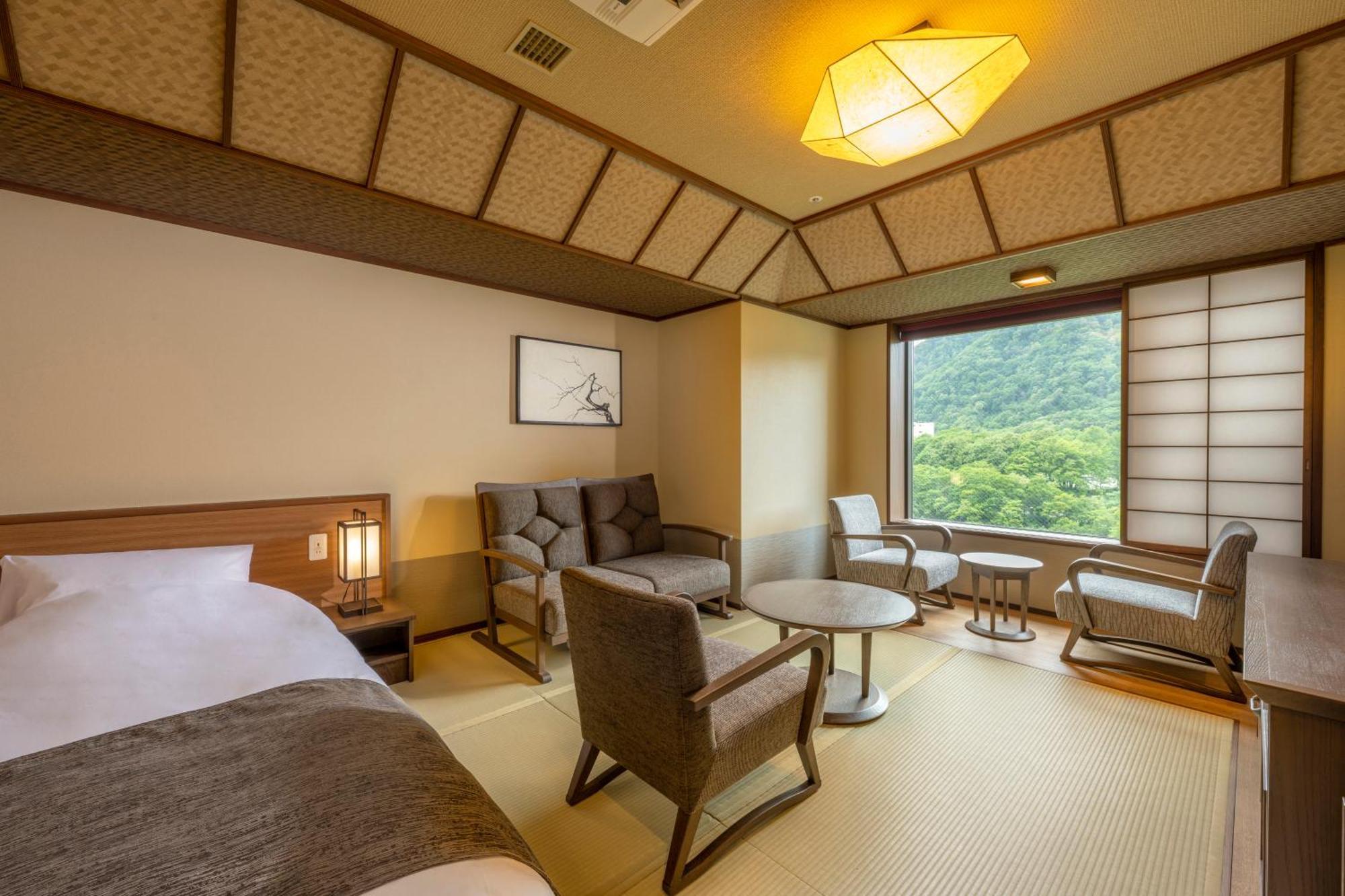Отель Jozankei Onsen Yurakusoan Саппоро Экстерьер фото